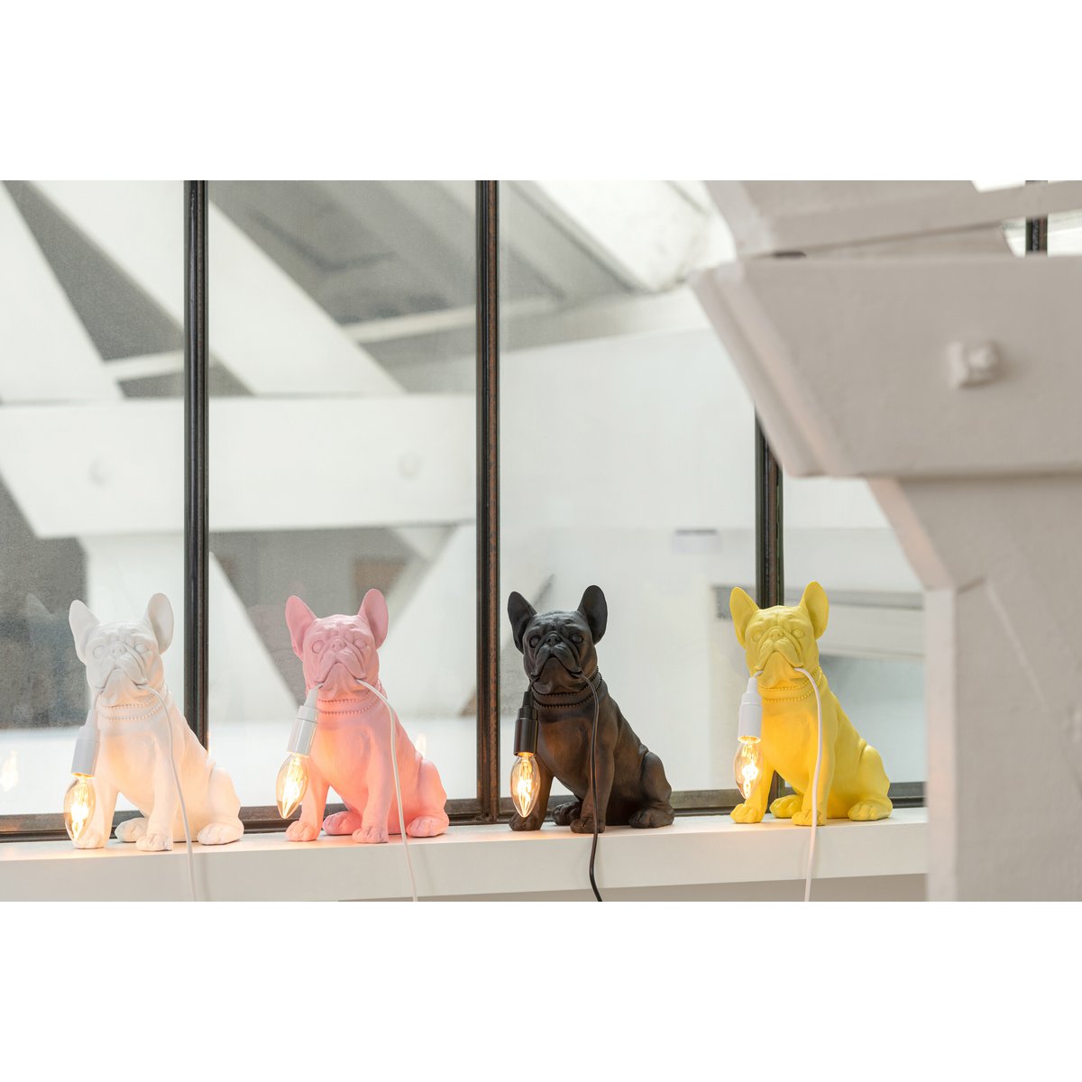 J-Line Tafellamp Bulldog - Luxe Polyresin Lamp in Wit - Speelse Aanvulling voor Jouw Interieur